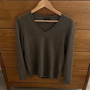 Charter Club women Brown V-Neck Sweater